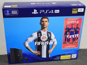 Accetta Paypal per Playstation 4 Pro 1TB <span class=keywords><strong>FIFA</strong></span> 19 include 2 driver per giochi gratuiti e 5 giochi gratuiti - Product Image 1