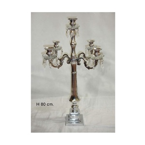 Candelabros de metal candelabros decorativos candelabro de estilo caliente 5 Lite candelabros clásicos decoración de metal precio al por mayor barato - Product Image 1