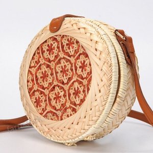 กระเป๋าถือสานหวายไม้ไผ่ทำมือแบบเปิดปิดสไตล์โบฮีเมียนสำหรับผู้หญิง ผลิตในเวียดนาม ปี 2019 - Product Image 5