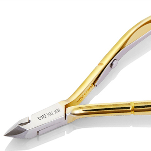 NGHIA Pince à cuticules professionnelle en acier dur C-112 de qualité supérieure Ciseaux de manucure et de pédicure en plaqué or pour l'exportation - Product Image 1
