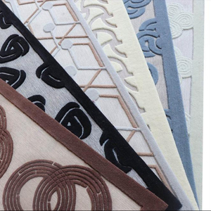 Diseños de alfombras con patrones geométricos de pelo mediano antideslizante de lana con mechones a mano personalizados de lujo para interiores modernos Alfombras y juegos - Product Image 1