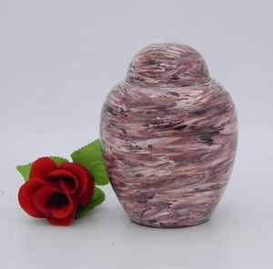 Forma personalizada creativa bajo MOQ hecho a mano latón niño cremación urna fabricante venta directa de fábrica - Product Image 1