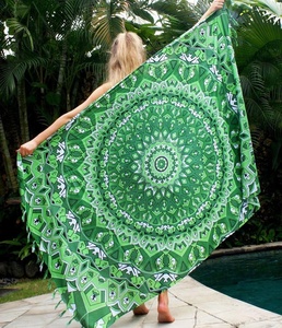 Hit Designer Women's Wear Rayón/Algodón Trending Printed Sarong - Product Image 1