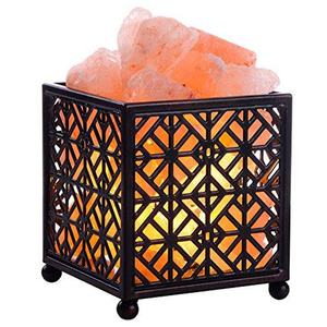 Ilumine su espacio con el brillo relajante de nuestra lámpara de sal natural del Himalaya, diseñada elegantemente en una cesta de metal en forma de estrella - Product Image 1