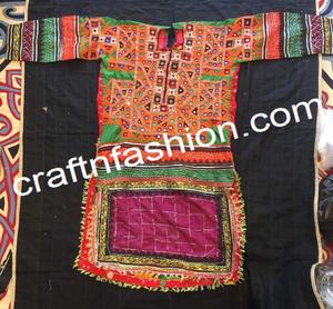 Haut/Tunique/Kurta/Veste brodée à la main de la culture balouche - Broderie de Kutch, robe du Sindh - Haut brodé - Robe de culture bohème gitane - Product Image 5