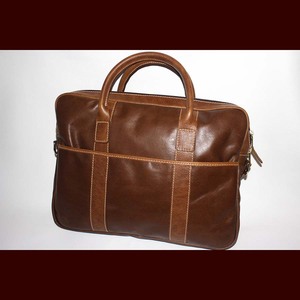 2022 Designer de luxe en cuir véritable sac pour ordinateur portable fait à la main étanche bureau et voyage sac OEM en gros - Product Image 4