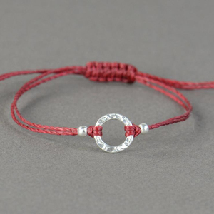 กำไลข้อมือเงินแท้ลายค้อนตี Karma งานแฮนด์เมด - Product Image 1