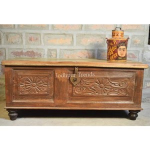 Caja de maletero tallada clásica English Cottage para muebles para el hogar en la sala de estar - Product Image 1