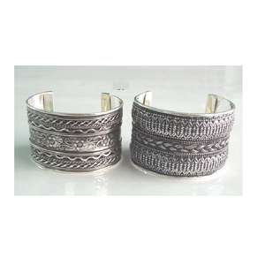 Venta caliente Pulseras de latón con acabado en plata antigua Estilo de flor y cuerda Brazalete plateado Brazaletes indios - Product Image 5
