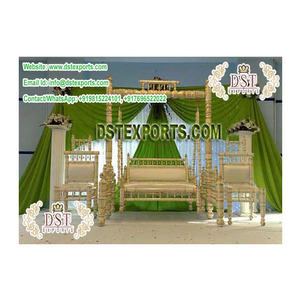 Balançoire de mariage indien en bois, scène à perles, ensemble balançoire de mariage, Sankheda, collection - Product Image 1