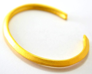 Diseño abierto Clásico Sólido Texturizado Latón Señoras Pulsera Minimalista Delgado Boho Cuff Bangle Cepillado Plata Acabado Moda - Product Image 5