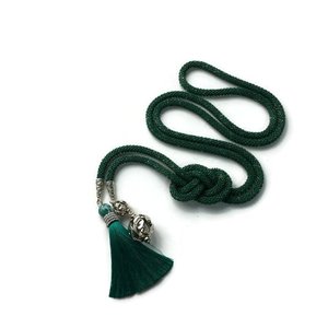 Collar largo de ganchillo tipo lariat, cinturón de cuerda, hecho a mano con cuentas, la felicidad en cada punto. - Product Image 1