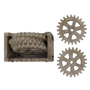 Ensemble de sous-verres en bois artistique en forme d'engrenage Design fait main parfait pour les tasses à café et les porte-verres disponibles au prix d'usine - Product Image 1