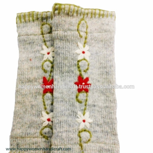 ถุงมือให้ความอบอุ่นสำหรับฤดูหนาวทำจากผ้าขนสัตว์และแคชเมียร์งานปักด้วยมือสำหรับ100% หนาว - Product Image 1