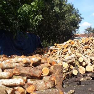 Parrilla de barbacoa de carbón de madera Khaya Carbón de Vietnam Precio barato 4% Ceniza lista para cargar Contacto + 84 911 735 511 - Product Image 5