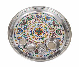 จานตกแต่งสแตนเลสลายหัวใจแบบมีนาการี/ถาดพูจา-สีเงินมีนา พร้อมแก้วน้ำ 4 ใบ (12 นิ้ว x 12 นิ้ว x 0.75 นิ้ว) - Product Image 1