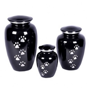 CLASSIC BLACK GLOSSY PAW MARK <b>PET</b> <b>URN</b> - Product Image 1