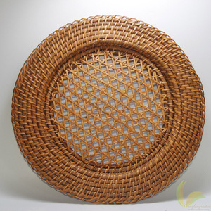 Prêt à expédier Assiettes de présentation rondes en rotin et osier durables pour tables de mariage Fabriqué au Vietnam - Product Image 4