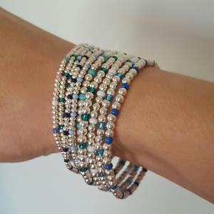 Bracelet en perles d'argent sterling, bracelet extensible, créations artisanales - Product Image 1