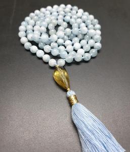Collier de yoga aigue-marine en perles de mala religieuses 108-Cadeau pour les occasions de fête - Product Image 4