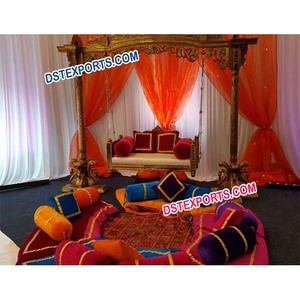 Balançoires de mariage en bois en forme de paon pour la cérémonie de sangeet, vente en gros, décorations de scène de mariage musulman, fabricants de balançoires de mariage indiennes aux États-Unis - Product Image 1