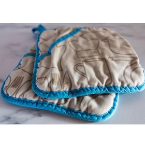 Eco-Friendly <b>Oven</b> <b>Mitts</b> Professional Polka Dot Printed Design High Quality <b>Oven</b> <b>Mitts</b> Supplier in India - Product Image 2