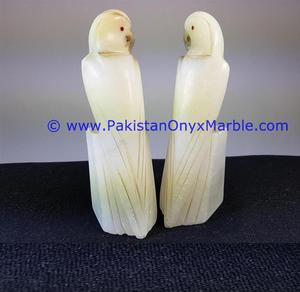 Serre-livres Onyx Parrot Novelty Bird pour ajouter du style et de la fonction à votre maison ou votre bureau - Product Image 5