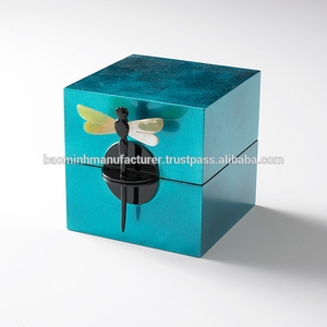 กล่องเครื่องประดับเคลือบเงาแบบพิเศษพร้อมตัวล็อคแบบแมลงปอจากเวียดนาม - Product Image 3