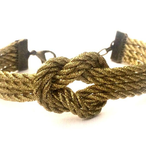 Bracelet ajustable en corde nautique dorée, bracelet à nouer, bracelet en corde épaisse à quatre brins, collection artisanale unique - Product Image 1