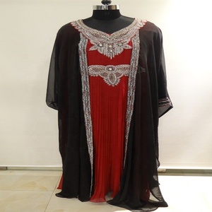 Kaftan musulmán de longitud completa bordado de terciopelo islámico marroquí - Product Image 4