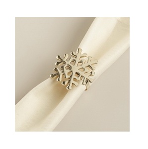 Sortie d'usine Anneaux de serviette en feuille bon marché Anneaux de porte-serviettes en métal doré Anneaux de serviette de mariage pour le dîner - Product Image 1