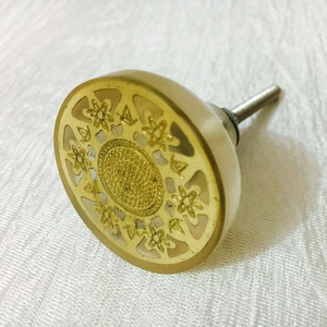 Bouton en résine incurvée noire moulinet de pêche poignées électriques bouton de vis bouton noir poignée de tiroir à la main - Product Image 3