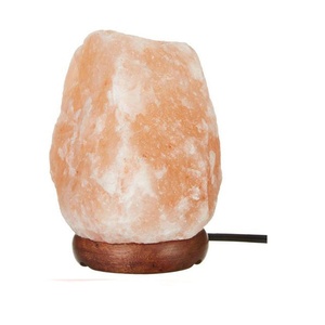 Petite lampe au sel de roche en cristal de l'Himalaya fabriquée à la main par Sian Enterprises avec base en bois Technique sculptée de style Feng Shui - Product Image 4