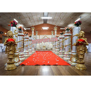 Allée de mariage réputée avec statue de Diya pour femmes, style ouvert pour mariage sud-indien, allée de mariage allemande, pot de fleurs - Product Image 1