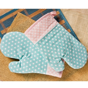 Polka Dot Algodón puro colección Premium hermoso color fabricante de manoplas para horno en India - Product Image 1