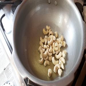 Kaju Vietnam Raw Cashew <b>Nuts</b> W240 - W320 - W450 - Cheap Price- Fresh Product - Product Image 5