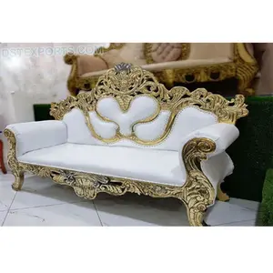 白色和金色花式婚礼沙发婚礼舞台心脏设计爱座木白色金色现代沙发