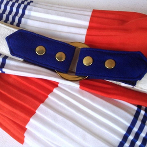 Ceinture blanche et marine avec détails dorés, faite à la main, Magic - Product Image 1