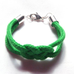   Bracelet en corde nouée fait main, porte-bonheur - Product Image 1