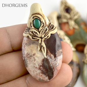 Colgante Artesanal Vintage de Arcilla Polimérica con Piedras Preciosas, Bañado en Cobre Antiguo, Joyería para Boda - Product Image 4