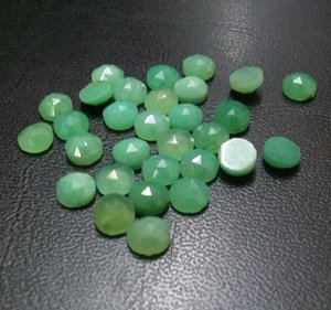 Venta al por mayor 6mm Natural Chrysoprase Loose Rose Cut Cabochon Gemstone AAA Piedra de alta calidad Piedras a granel Alta calidad Competitivo - Product Image 3