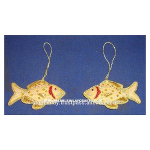 Décorations de Noël suspendues à l'arbre - Product Image 1