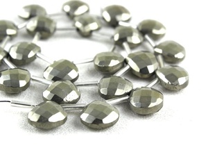 Belle 1 Brin Facettes Coeur Forme Briolette Perles Pyrite Naturelle Pierre Précieuse Vert Guérison Cristal Fabrication de Bijoux En Gros - Product Image 4