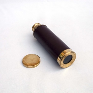 Cadeaux pour étudiants Télescope monoculaire en laiton de 8 pouces avec poignée en cuir marron Boîte en bois incluse - Product Image 4