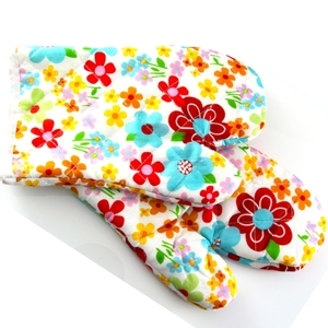 Manopla de horno de algodón con diseño de flores pequeñas con estampado hermoso azul y rosa a un precio asequible en la India - Product Image 2