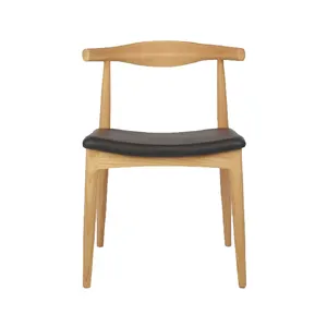Деревянный стул с Локоть-отличный выбор для столовой