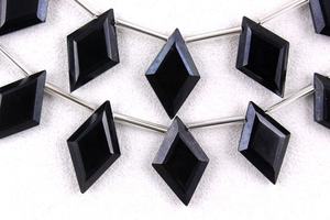 Pierre précieuse Tourmaline noire naturelle à facettes en forme de cerf-volant perles de Briolette fabrication de bijoux pierre de Collection coupe de Style - Product Image 3