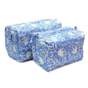 Sac à cosmétiques de haute qualité en coton indien bleu rayé, imprimé à la main, grand format, écologique, durable, style tendance, fermeture éclair - Product Image 1