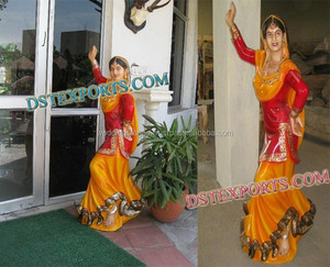 Estatua de Bhangra de la Cultura Punjabi para Bodas, Estatuas de Fibra de la Cultura Punjabi, Estatua de Bhangra Gidha, Venta en Australia - Product Image 6