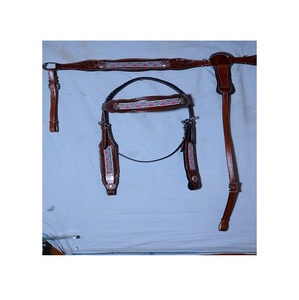 Conjunto de cabezada y pechera de cuero de vaca DD marrón estilo western con herrajes de acero inoxidable, el más vendido de la marca LLT ecuestre -Talla Cob- - Product Image 1